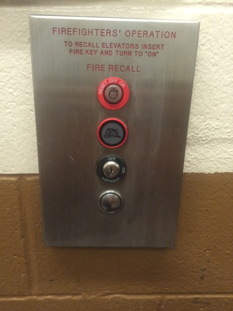 elevator-buttons-IMG_3396